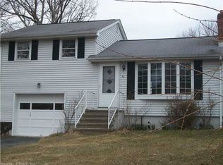 46 Neptune Dr, Old Saybrook, CT 06475