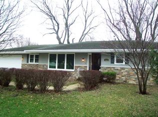1624 Hyland Dr, Storm Lake, IA 50588