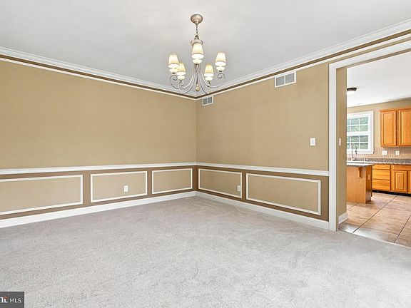 4th image of 4 Hartfeld Rd