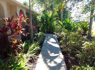 701 103rd Ave N, Naples, FL 34108
