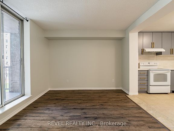 4th image of 3559 Eglinton Ave W #306