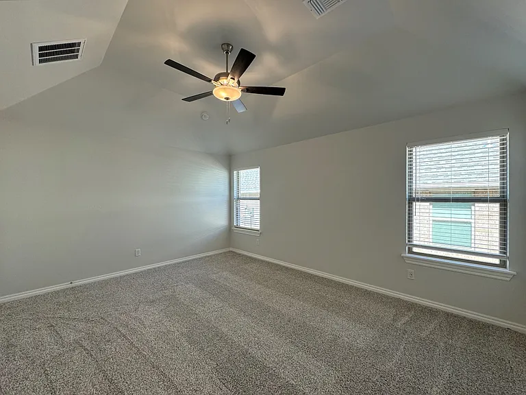 16220 Marsha Dr — Photo 12