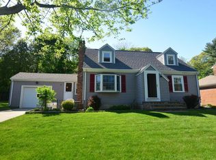 46 Indian Rd, Riverside, RI 02915