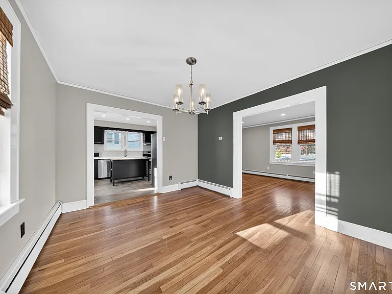 30 Noble St — Photo 14