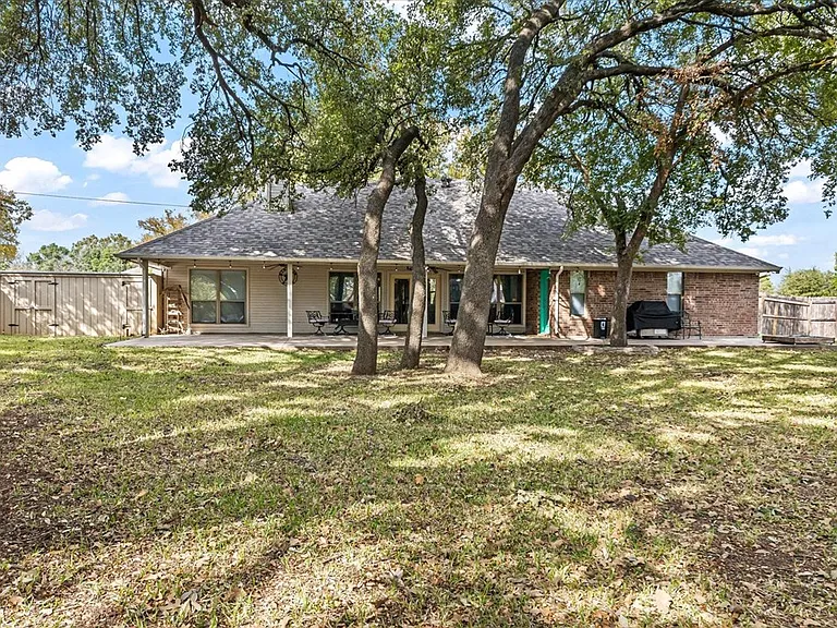 1609 Cheyenne Trl — Photo 31