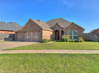 2513 Harvest Dr, Weatherford, OK 73096