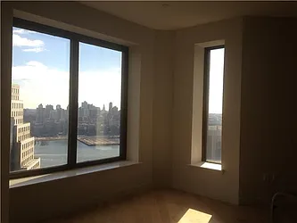 Rented by R New York