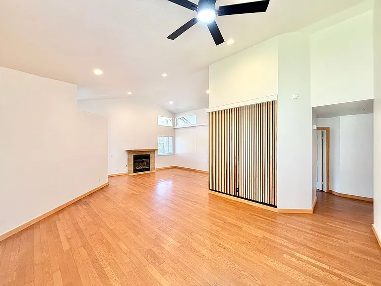 22988 Joaquin Ridge Dr — Photo 7