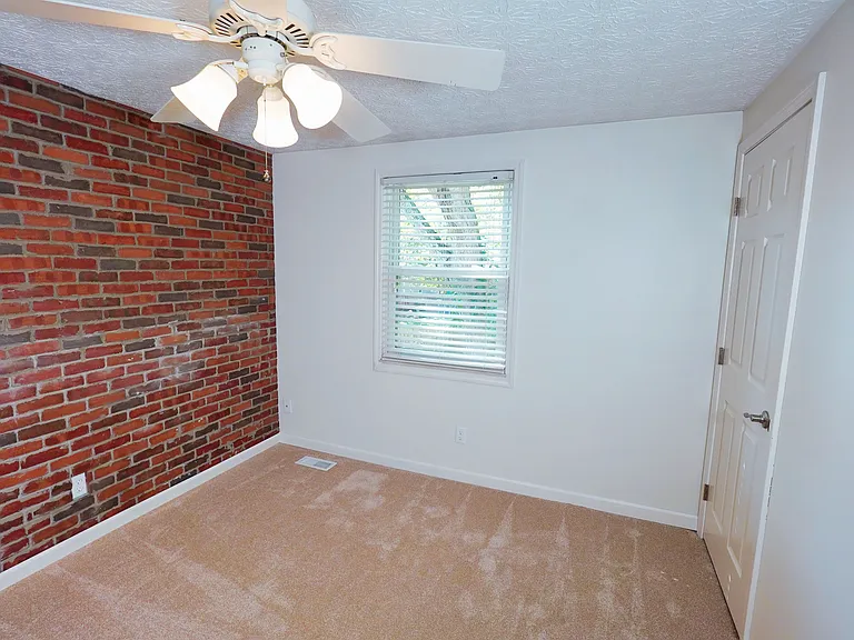 8711 Blessing Dr — Photo 17