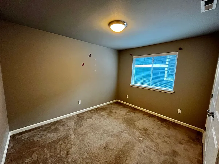 3882 Portside Dr — Photo 17