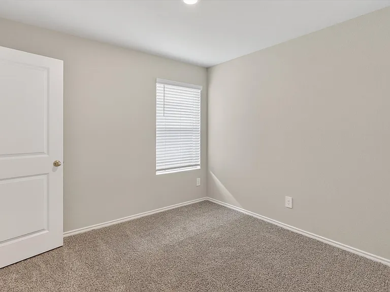 5533 Flannel Ln — Photo 16