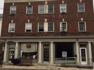 32 W Market St APT 4, Marietta, PA 17547