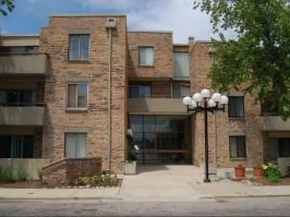 1926 Prairie Sq APT 325B, Schaumburg, IL 60173