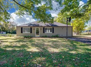 885 Stanlyn Dr, Cincinnati, OH 45245