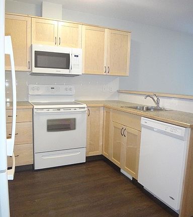5th image of 202 Maurer Dr #1A