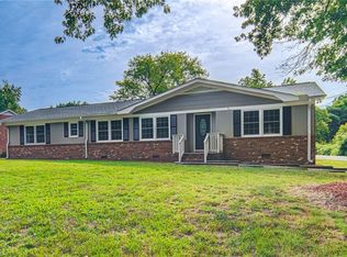 207 Canterbury Rd, High Point, NC 27262