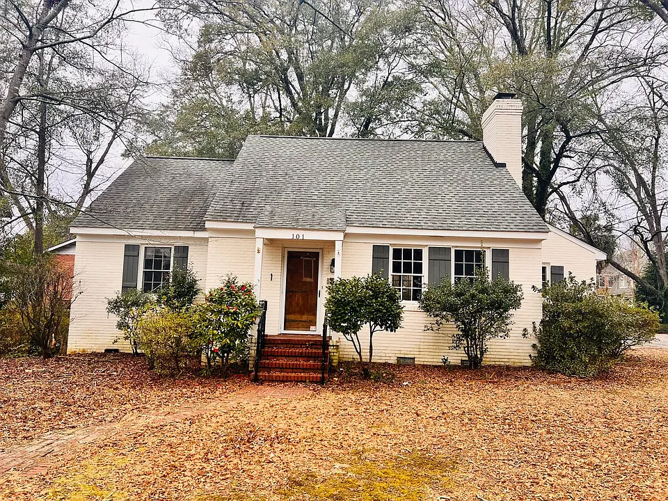 101 Southwood Dr