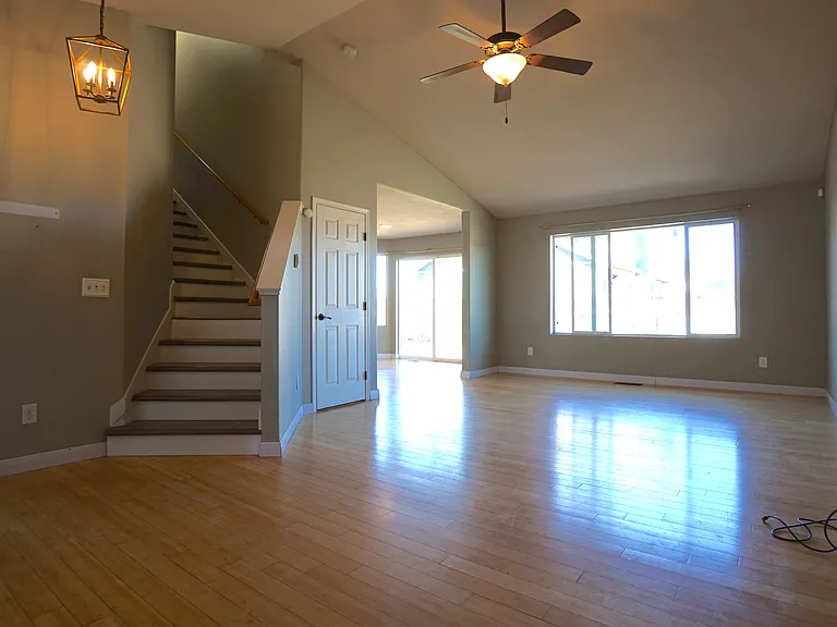 9933 Bourbon St SE — Photo 14