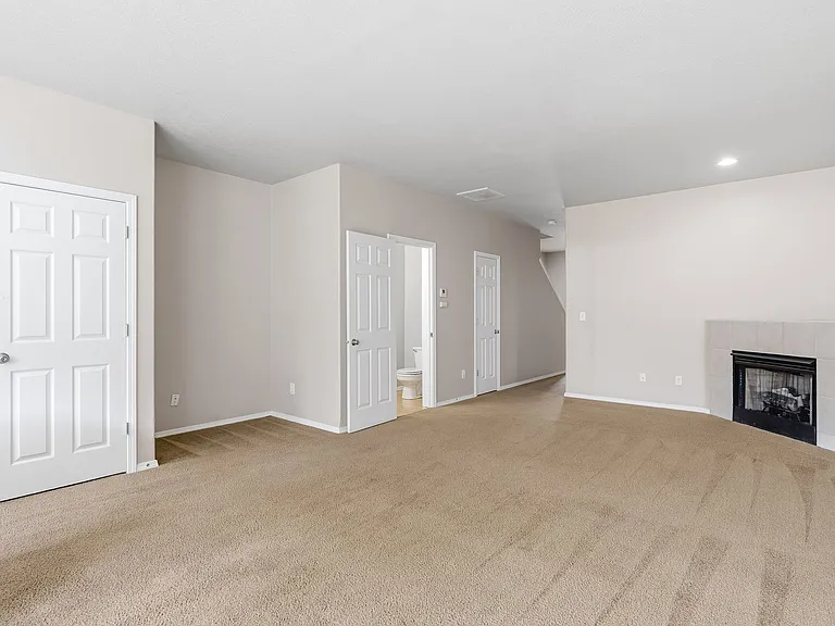5883 SE 16th Loop — Photo 6