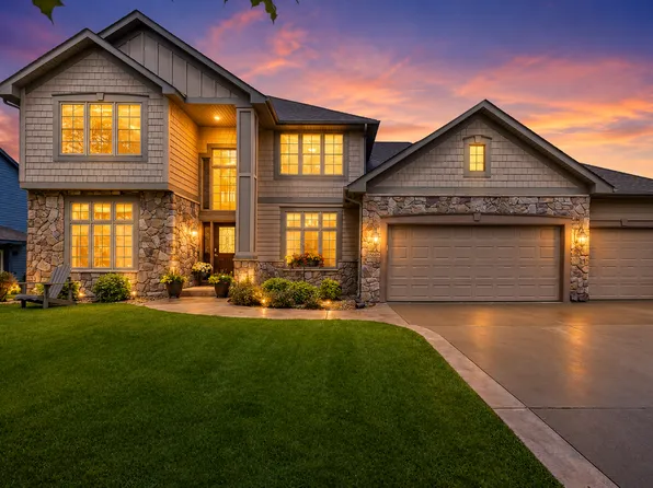 5606 Alexandra Dr, Mound, MN 55364
