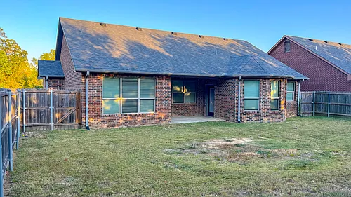115 Derrick Ln Photo 1