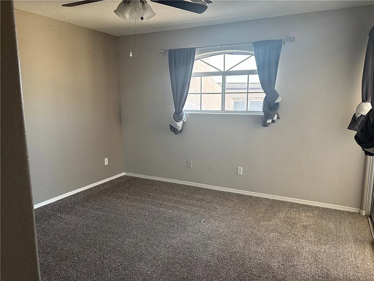 2838 Camino Del Rio — Photo 17