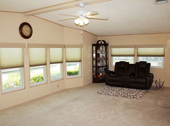 3rd image of 155 Emanus Ct #1213