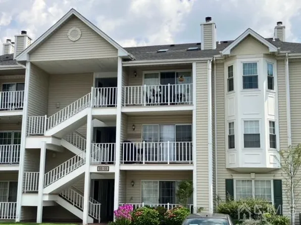 97 Clay St, North Brunswick, NJ 08902