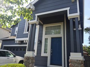 1820 Sandstone Dr, Petaluma, CA 94954