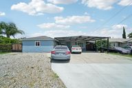 Elwood Ave-0106-001.jpg
