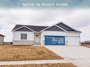 10109 Concord Dr, Horace, ND 58047