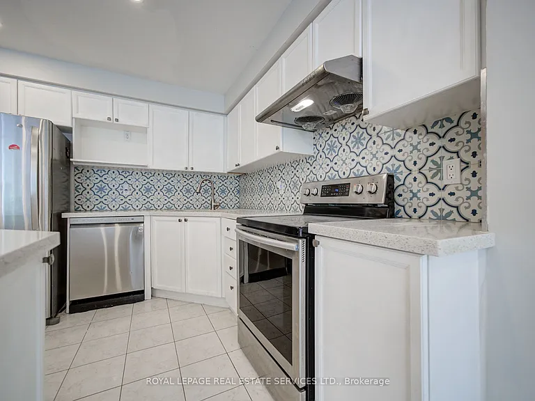 5530 Glen Erin Dr #22 — Photo 11