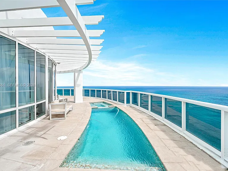18101 Collins Ave #5509 — Photo 38