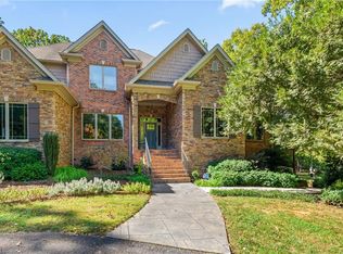 180 Wellsprings Ct, Pfafftown, NC 27040