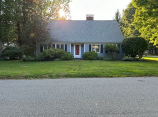 35 Chestnut St, Concord, MA 01742