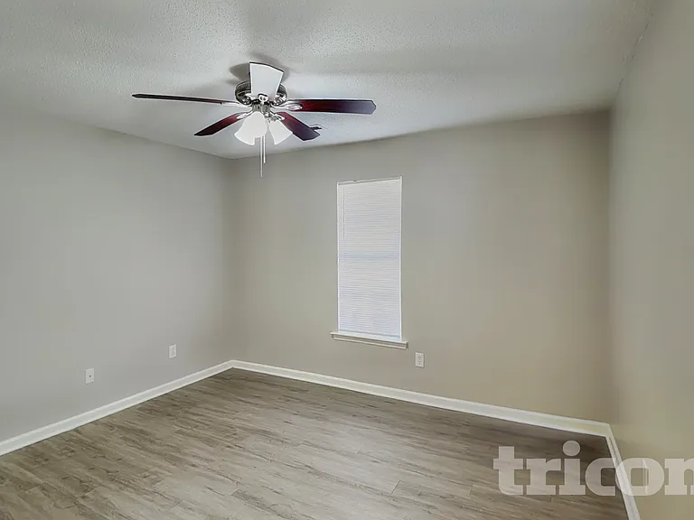 7112 Windsong Way — Photo 6