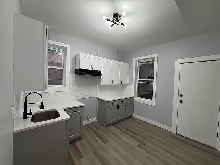 133 Elizabeth Ave #1 — Photo 8