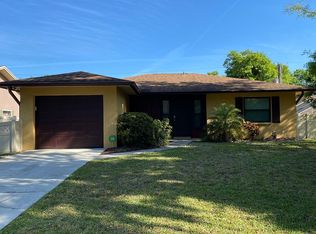 7133 Rangi Dr, Sarasota, FL 34241