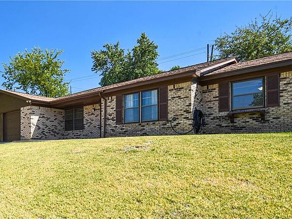 2nd image of 622 Manning Dr