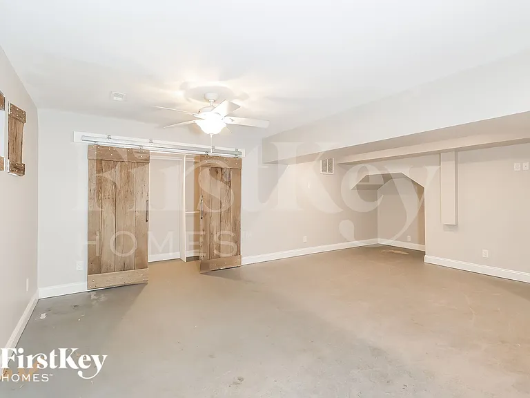 7815 Pinetuck Ln — Photo 11