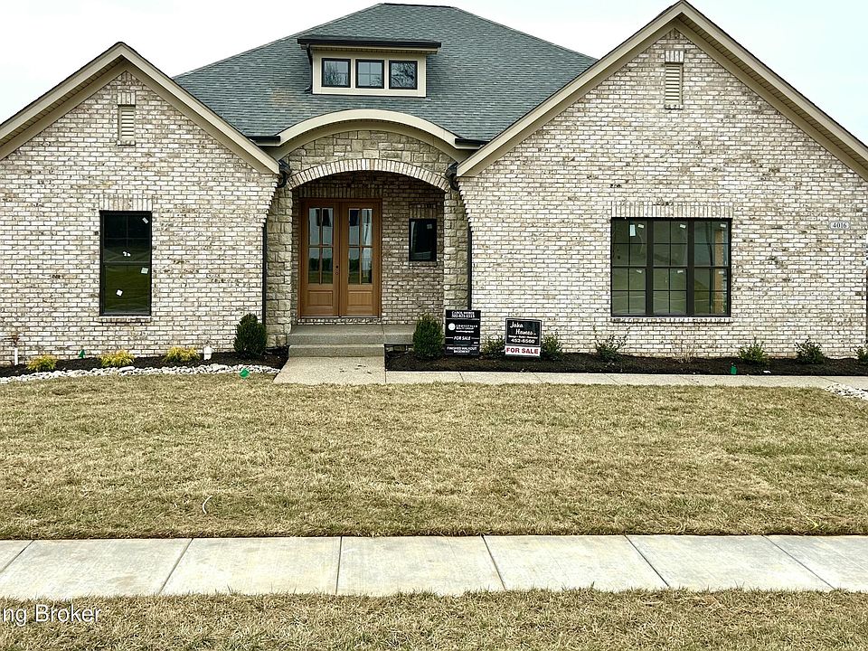 1st image of 39 Thomas Farm Dr