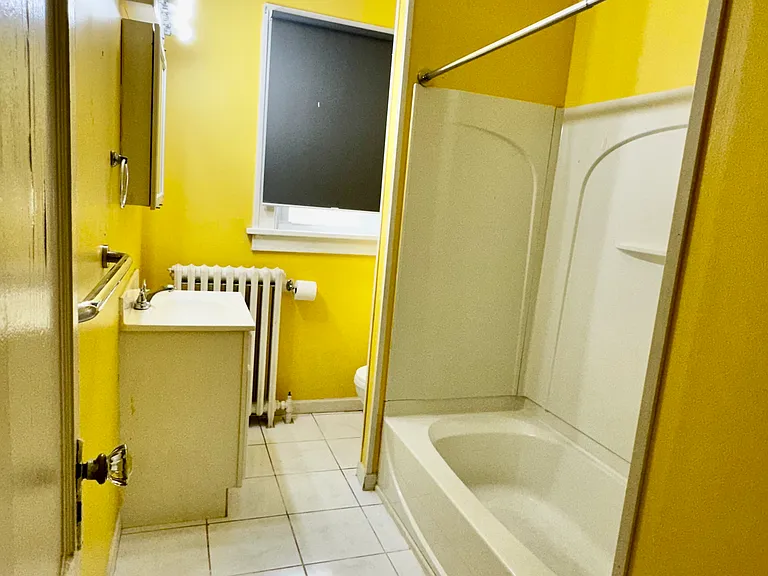 6 Edison Ave #2 — Photo 14
