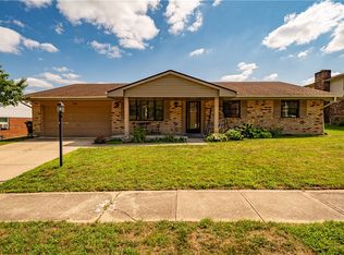2126 Sherwood Forest Dr, Miamisburg, OH 45342