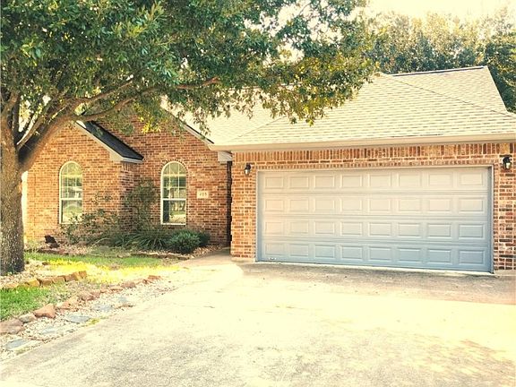 3rd image of 405 N Coulter Dr