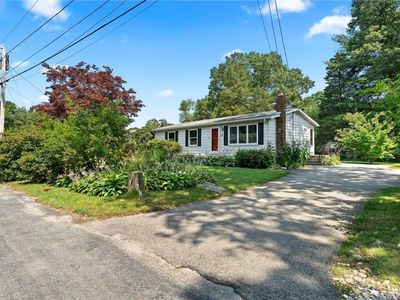 48 Cedar Grove Dr, Exeter, RI, 02822