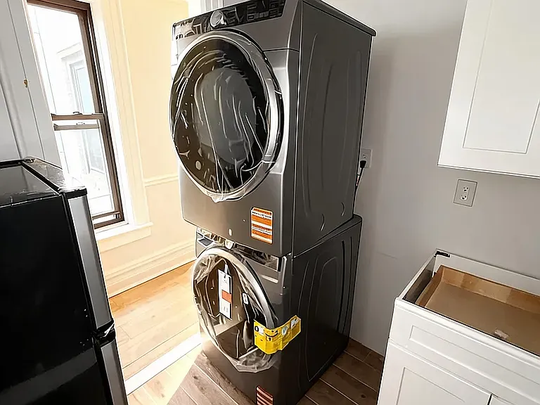 2102 Newkirk Ave #9 — Photo 5