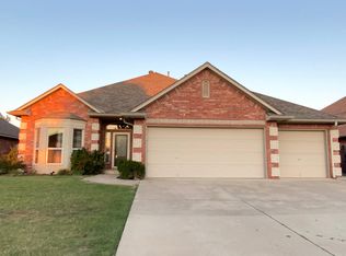 12004 Kimberlyn Rd, Oklahoma City, OK 73162