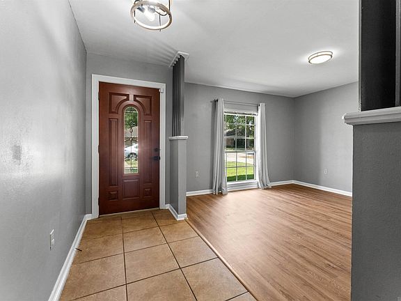 2nd image of 17012 Appomattox Ave