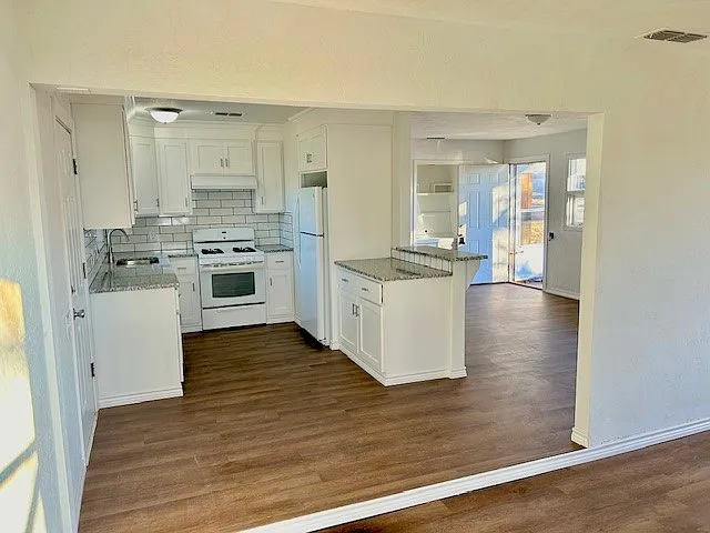 1018 Bowman Dr — Photo 3