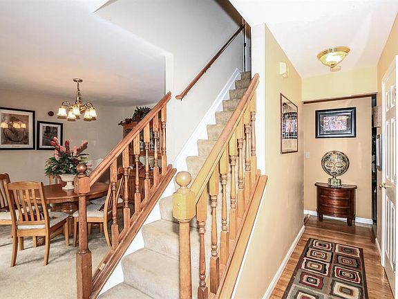 3rd image of 7400 Big Horn Ct